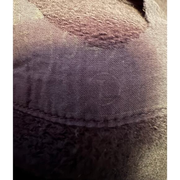 Frank & Eileen Patrick Black Triple Fleece Henley - L - Picture 4 of 5